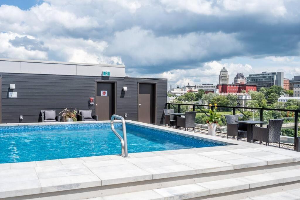 Initial / Cinema +parking / Centre-ville De Apartment Quebec City
